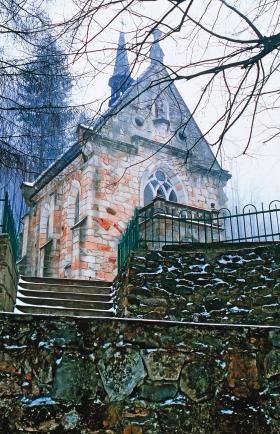 Kaplica św. Jana z Dukli w Trzcianie.