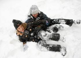 Częstochowa. Ze śniegu cieszą się chyba tylko dzieci.