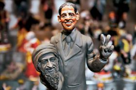 Osama ibn Laden zginął w Pakistanie pokonany przez grupę amerykańskich komandosów Navy Seals. Obama kończy też wojny rozpoczęte przez dżina Al-Kaidy, z ulgą wycofał Amerykanów z Iraku i wyznaczył kalendarz odwrotu z Afganistanu.