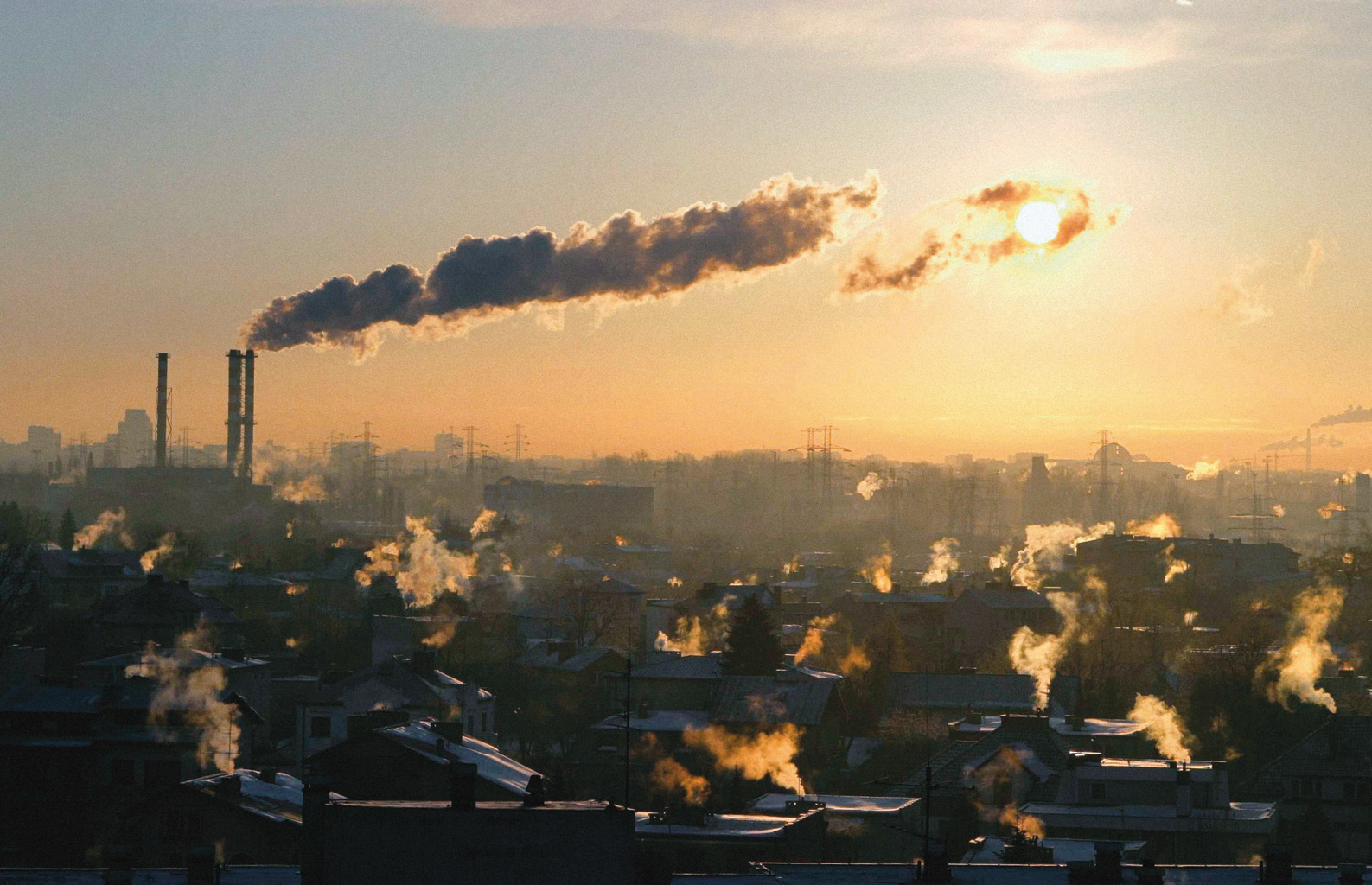 Smog plagą polskich miast. Skąd się bierze i jakie są jego ...