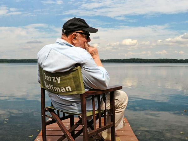 „Nie chcę już realizować kina, nie nakręcę żadnego filmu. We wszystko, co robiłem dotychczas, wkładałem całą swoją energię. Dziś już tej energii nie mam”.