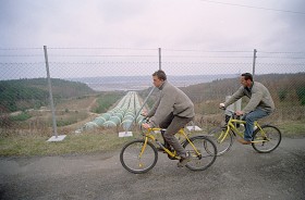 ...i rurociągi. Żarnowiec, 2005
