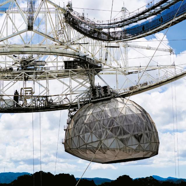 Antena teleskopu Arecibo w Portoryko, skąd wysłano słynną wiadomość, zawaliła się w 2020 r.