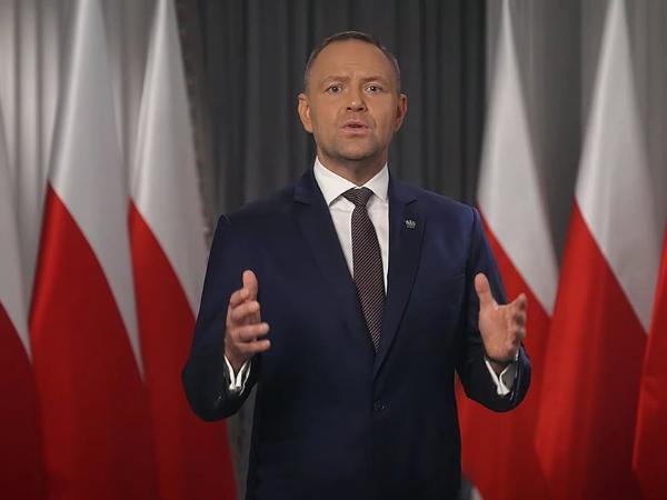Karol Nawrocki chce 27 września zapytać Polaków, czy skoro Unia jest zła, to trzeba dać jej kopa w ETS.