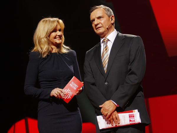 Paszporty 2010 poprowadzą, tradycyjnie, Grażyna Torbicka i Jerzy Baczyński, redaktor naczelny Polityki