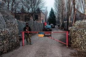 Brama bazy w Nowohorodiwce