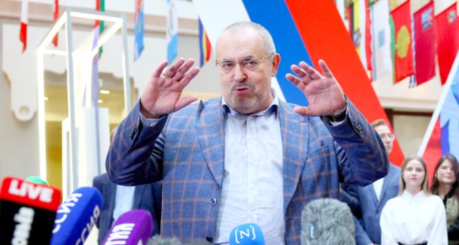 Borys Nadieżdin w Centralnej Komisji Wyborczej w Moskwie, 31 stycznia 2024 r.