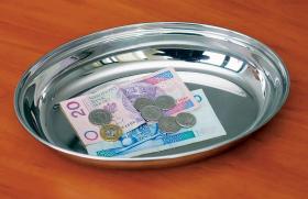 „W 80 proc. Kościół utrzymuje się z datków wiernych. Państwo wydaje 1,1 mld na katechizację, ok. 90 mln na Fundusz Kościelny, ok. 180 mln na uczelnie kościelne”.