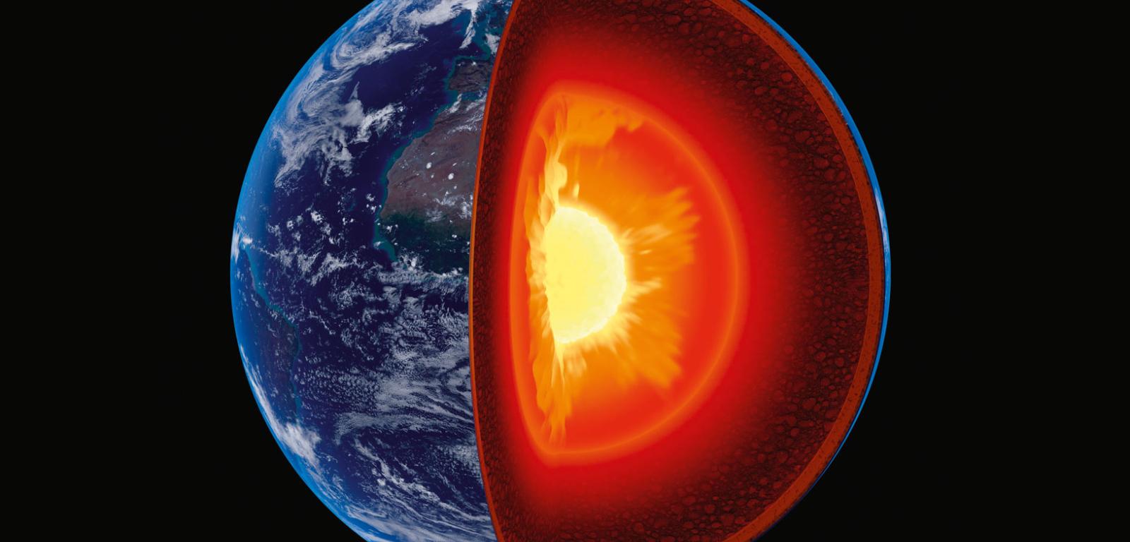 W środku Ziemi znajduje się stałe żelazne jądro rozgrzane do blisko 6000°C.