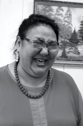 Szamanka Dora. Widzi, kim byliśmy, nim się urodziliśmy oraz jak i kiedy umrzemy.