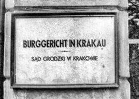 Od końca 1940 r. w Generalnym Gubernatorstwie działało 159 polskich sądów grodzkich w charakterze sądów pierwszej instancji, a ponadto wznowiły orzekanie odpowiednie polskie sądy okręgowe i apelacyjne.