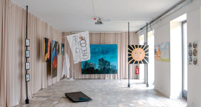 Wystawa „Let’s Face It”.