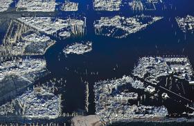 Widok na Epecuén z lotu ptaka po tym, jak wody jeziora częściowo się cofnęły.