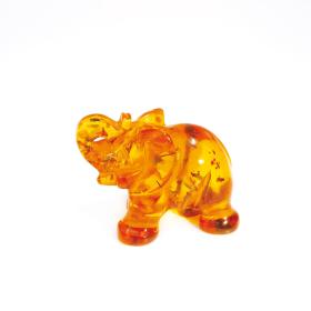 Najwięcej firm bursztynniczych jest na Pomorzu (600–700, pracuje w nich 6–7 tys. osób).