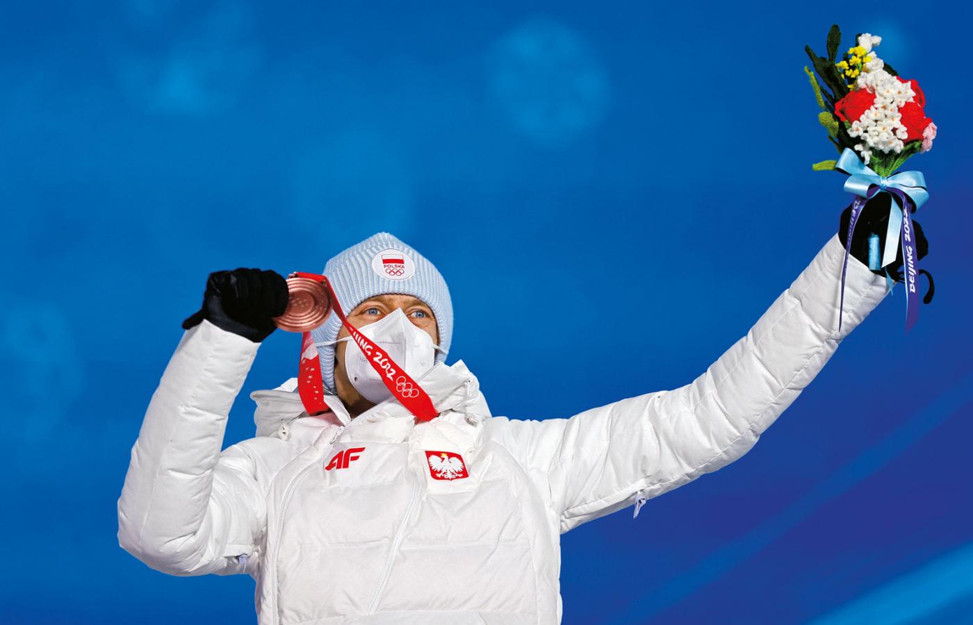 Czy honorowy brąz Dawida Kubackiego w skokach narciarskich uratuje posadę czeskiego trenera?