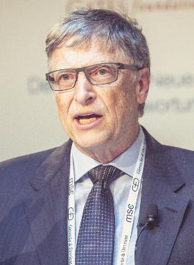 Bill Gates, jeden z najbogatszych ludzi świata, uważa, że trzeba ratować ludzkie życie tu i teraz, a gospodarka się pozbiera.