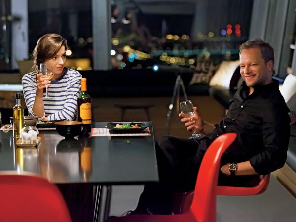 Ania (Agnieszka Więdłocha) i Tomek (Maciej Stuhr) jeszcze jako single