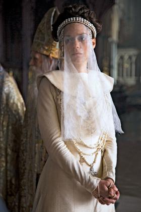 Marion Cotillard w roli opętanej żądzą władzy żony Makbeta.