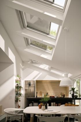 Obecnie okna trzyszybowe wyraźnie zyskują na popularności.