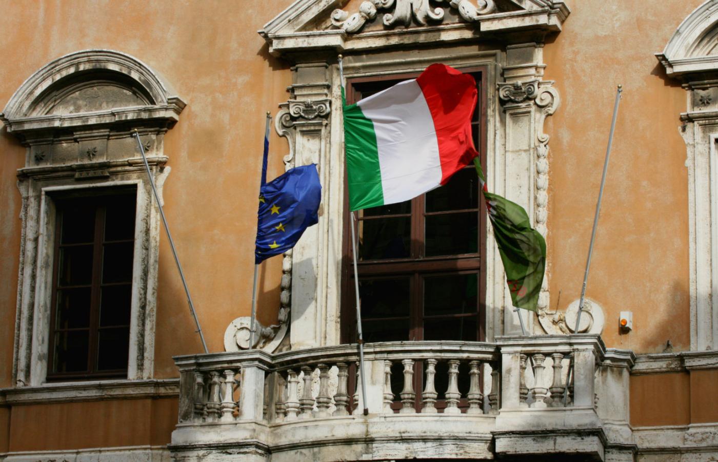 Włosi w niedzielnym referendum powiedzieli „nie”.