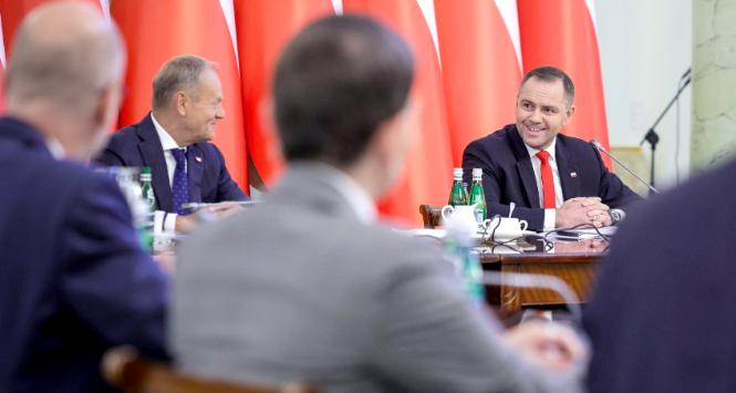 Donald Tusk i Karol Nawrocki, Rada Gabinetowa, 27 sierpnia 2025 r.