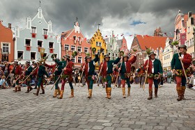 W 1904 r., gdy Wyspiański rysował nowy kostium Lajkonika mieszczanie bawarskiego Landshut postanowili wskrzesić wspomnienie największego wesela średniowiecznej Europy.
