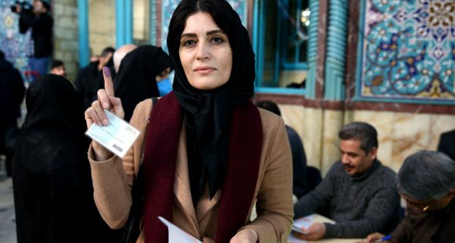 W Iranie nie było do tej pory wyborów, które odbyłyby się w tak trudnym czasie.
