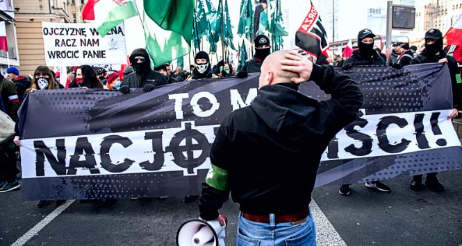 Powiada się, że nacjonalizm jest dumą z cudzych zasług i nienawiścią do ludzi, których się nigdy nie spotkało.