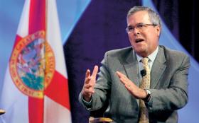 Jeb Bush w parlamencie stanu Floryda, gdzie spędził dwie kadencje. Dziś zajmuje się biznesem, nadal jest też aktywny w polityce, podobnie jak jego syn.