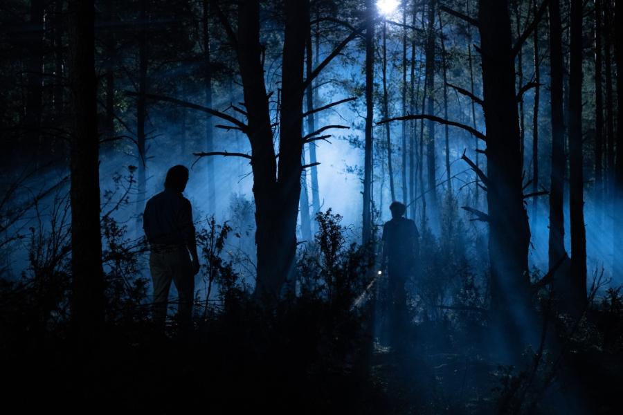 Kadr z serialu „W głębi lasu”