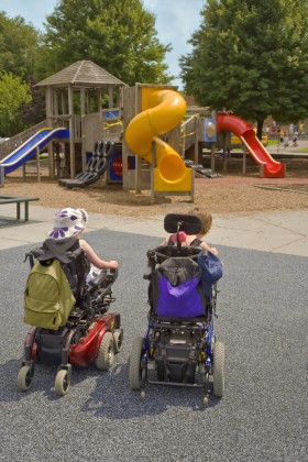 Opiekunowie dzieci niepełnosprawnych zdani są na własną zaradność i siłę.