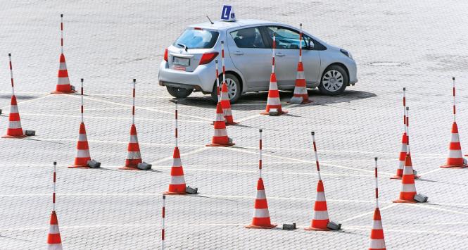 19 tys. kursantów co najmniej 10 razy próbowało zdać egzamin praktyczny.