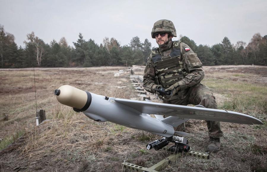 Polski dron WARMATE nadaje się zarówno do zwiadu, jak i do walki.