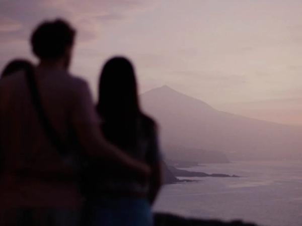 Kadr z filmu „Pod wulkanem”