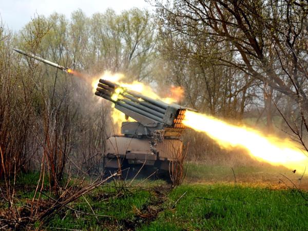 Pozycje ukraińskiej armii. Wyrzutnie rakiet Grad pod Charkowem