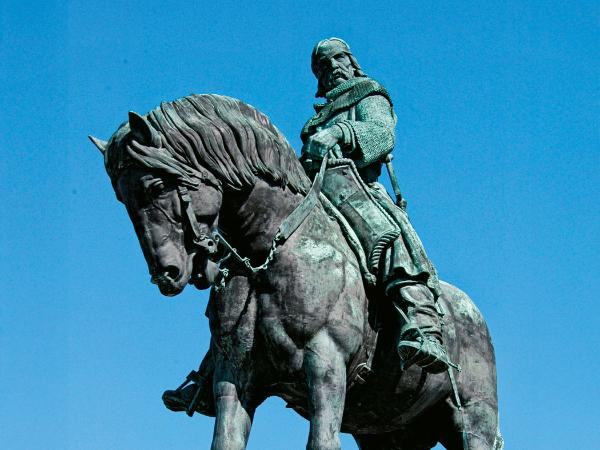Monumentalny pomnik Jana Žižki na Witkowej Górze w Pradze autorstwa Bohumila Kafki