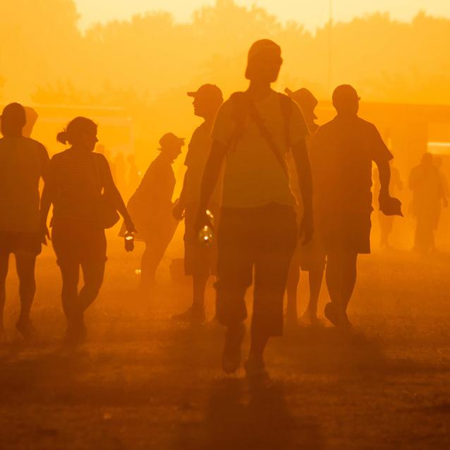 Szaleństwo tropików. Jak upał wpływa na naszą psychikę, mózg i... wyroki sądów