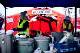 Przemyśl. Punkt pomocy dla uchodźców z Ukrainy.