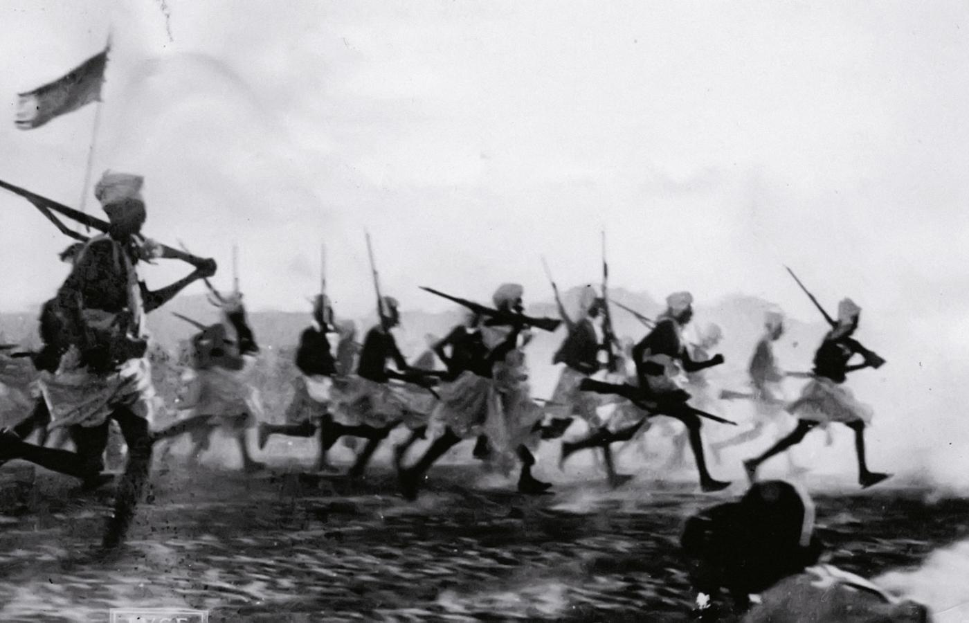 Żołnierze etiopscy podczas bitwy pod Amba Alagi, w której zwyciężyły wojska Benito Mussoliniego, luty 1936 r.
