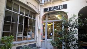 „Często żartujemy z moimi współpracownikami, że powinniśmy dostawać jakieś specjalne subwencje z ministerstwa zdrowia za lecznicze działanie La Galcante”.