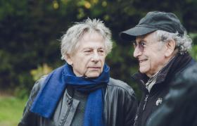 Siłą i wartością filmu jest sama obecność dwóch wiekowych panów, którzy pierwszy raz od 60 lat razem odbywają wspólną podróż sentymentalną po zaułkach rodzinnego Krakowa.