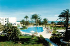 Według systemu rezerwacyjnego wakacje.pl atrakcyjne oferty w tym roku znajdziemy w Tunezji, nieco drożej w Turcji. Na fot. Dżerba, Tunezja.