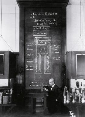 Fritz Haber, który doradził rządowi Niemiec, jak syntetyczny amoniak użyć do produkcji prochu.