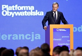 „Plan PO jest taki, by jedną ręką podpierać budowlę, żeby się cała nie zawaliła, a drugą w wolnym czasie ewentualnie jeszcze coś naprawiać. Ale nic na siłę”.