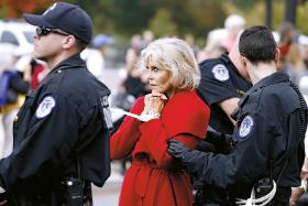 Jane Fonda aresztowana podczas protestu klimatycznego w Waszyngtonie, 2019 r.