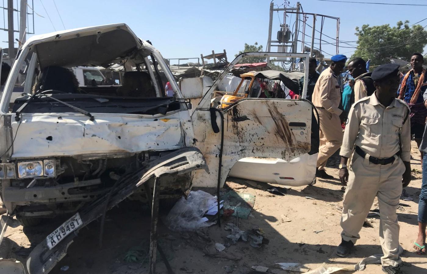 Mogadiszu, 28.12.2019. Somalijskie służby na miejscu zamachu bombowego