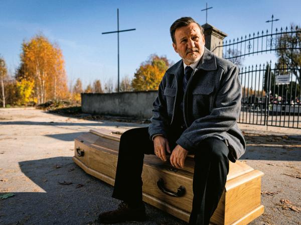 „Minuta ciszy”, scen. Jacek Lusiński, Szymon Augustyniak