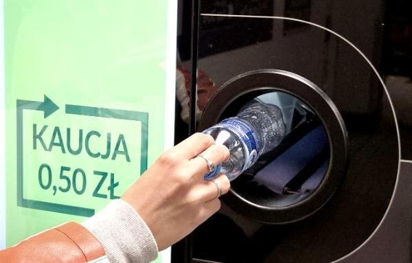 Afery zamiast zwrotnych butelek. Bojowy chrzest systemu wciąż przed nami