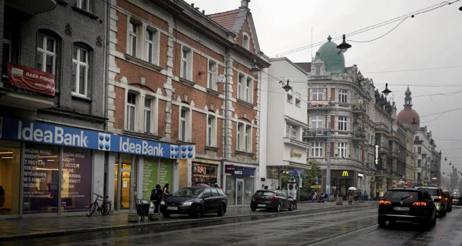 Idea Bank, choć mniejszy, ma według planów przejąć majątek większego Getin Noble.