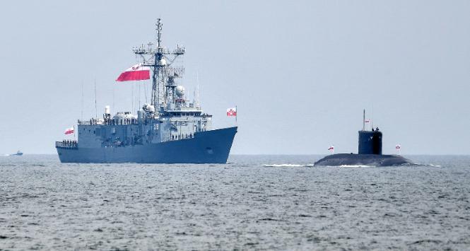 Zatoka Gdańska, 15 sierpnia 2025 r. Parada morska z okazji Święta Wojska Polskiego